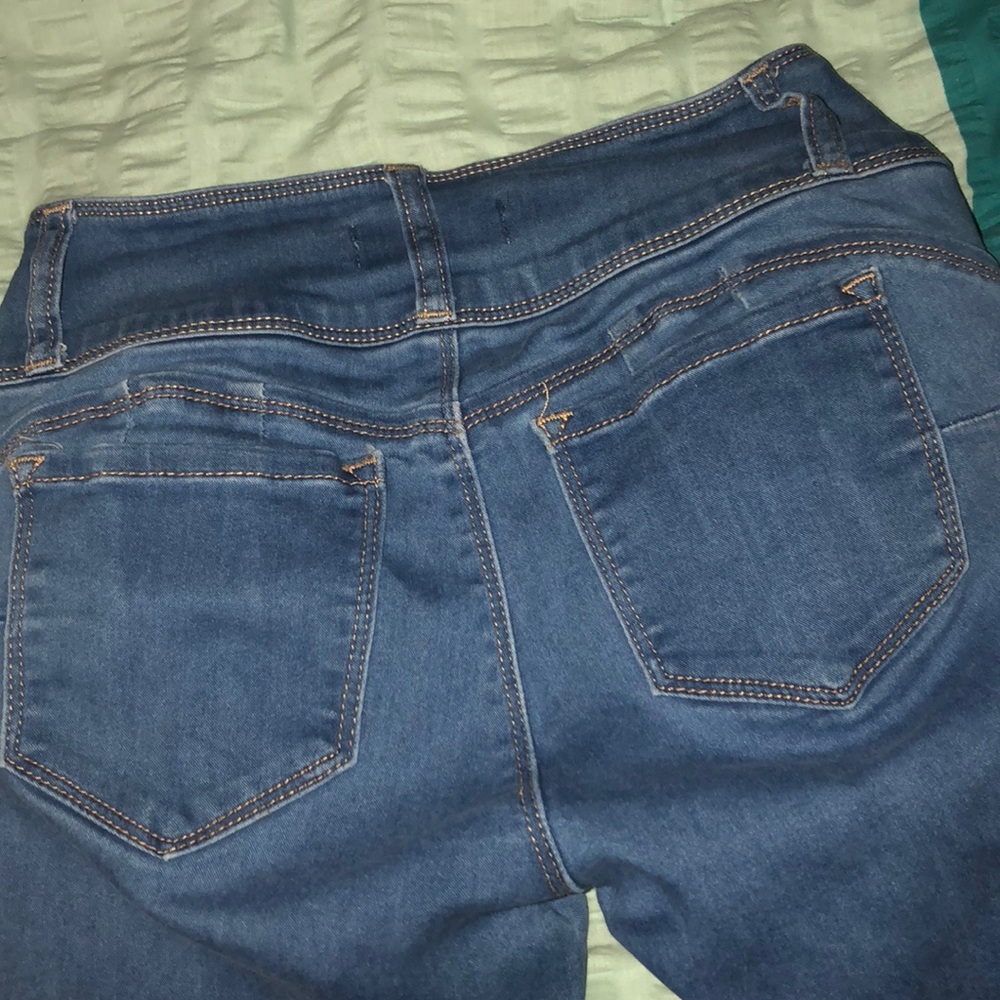 Fashion Nova Round of Applause Booty Shapes Jeans - Picture 8 of 8